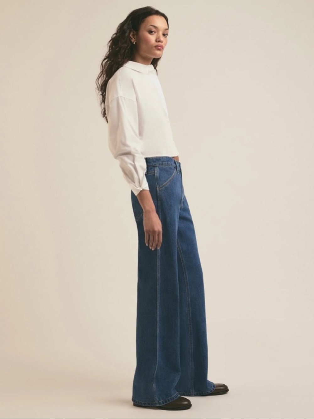 Favorite Daughter The Olympia Low Slung Flare Jeans in Cody